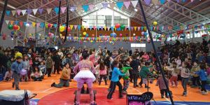 El SAF se llenó de chicos: Villa Pehuenia Moquehue festejó el Día de las Infancias